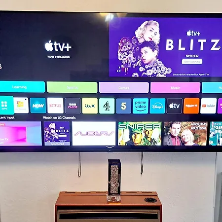 Cozy 2br Free Parking & Wifi Pets Welcome 公寓