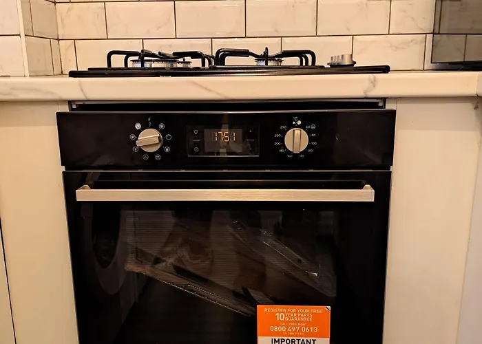 Cozy 2br Free Parking & Wifi Pets Welcome Apartment