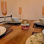 Apartman Cozy 2br Free Parking & Wifi Pets Welcome *